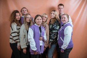 delegatsiyey NAO my nakhodimsya na Okruzhnom forume SZFO v g. Murmansk210923