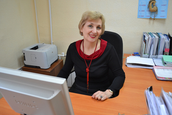 Учебной частью сегодня руководит почетный работник среднего профессионального образования Лариса Авачева